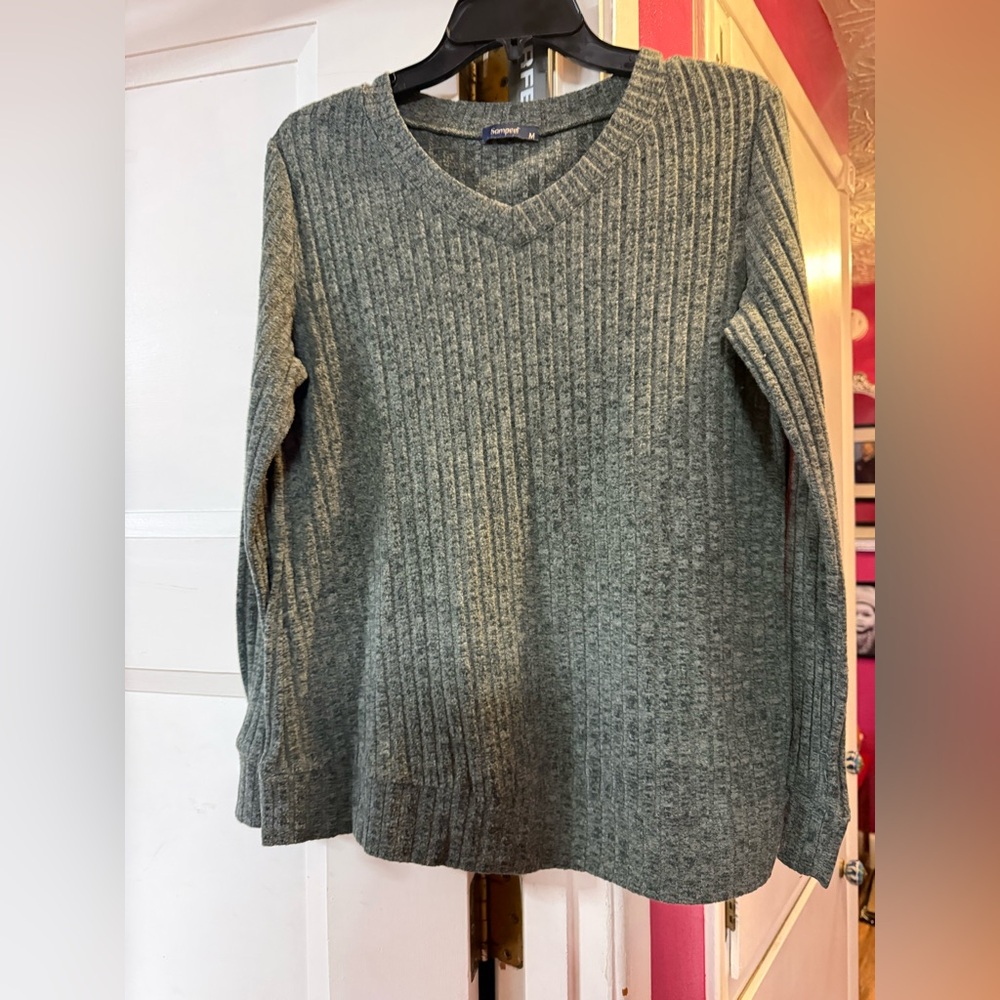 Olive Green V-Neck Ribbed Sweater
